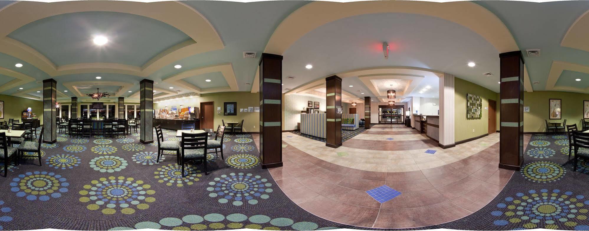 Holiday Inn Express Hotel & Suites Salem By Ihg Екстер'єр фото